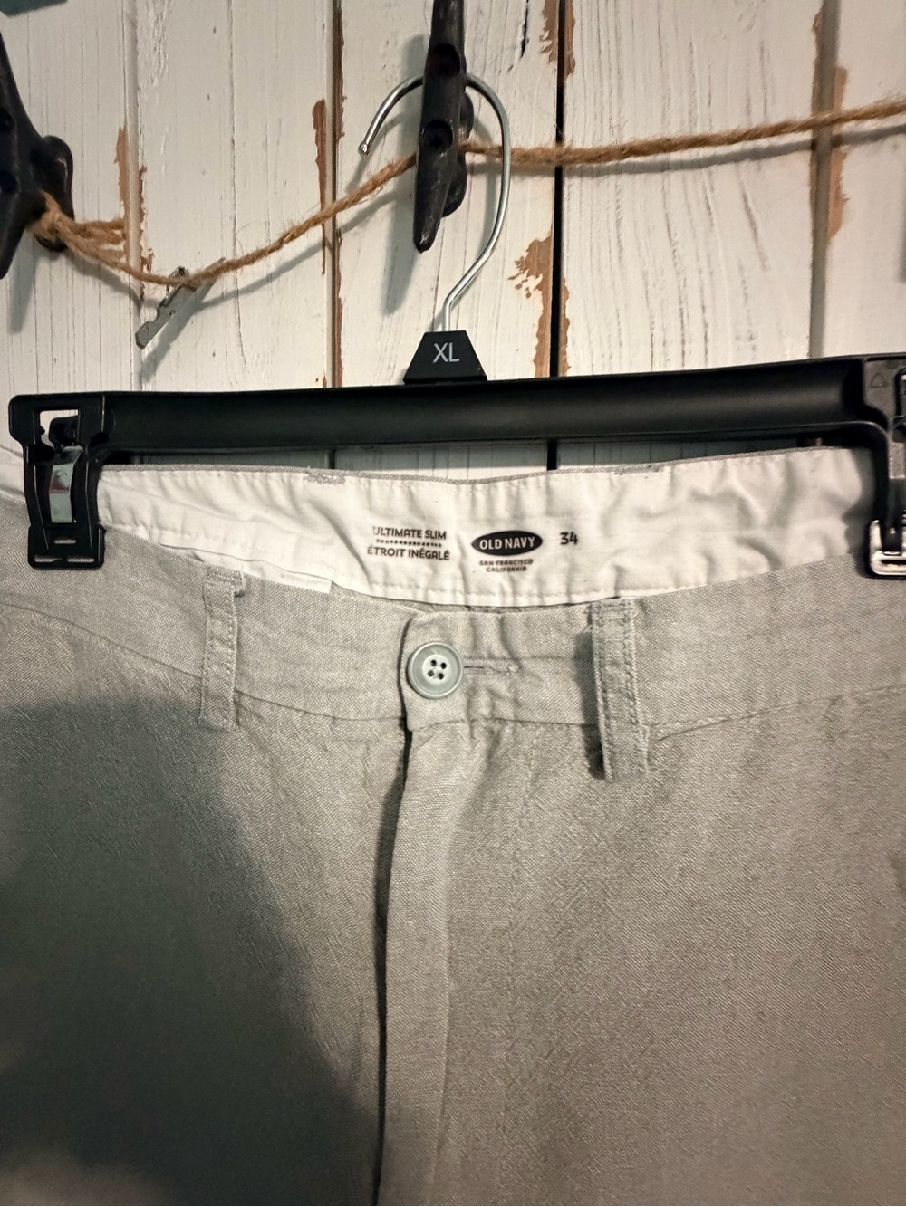 Old Navy Men’s Light Gray Chino Pants
